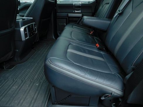 Used 2022 Ford F250 Platinum image 21