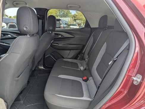 Used 2023 Chevrolet TrailBlazer LT w/ Convenience Package image 14