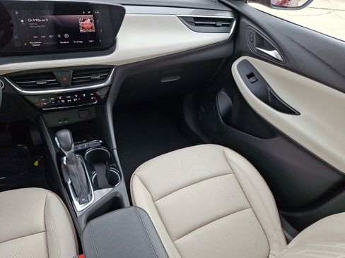 Used 2024 Buick Encore GX Avenir w/ Avenir Technology Package image 16