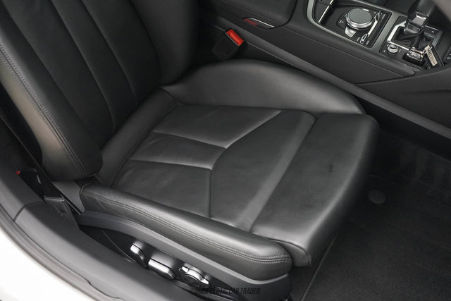 Used 2022 Audi R8 V10 performance RWD image 32