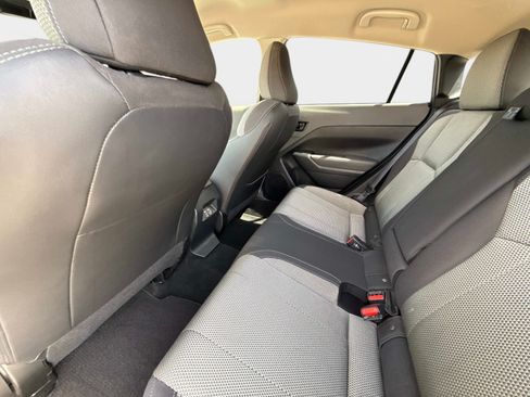 Used 2024 Subaru Crosstrek 2.0i Premium AWD/4WD image 18