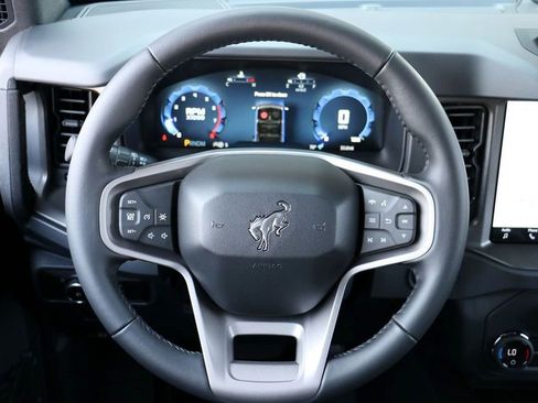 New 2025 Ford Bronco Big Bend w/ Black Diamond Package AWD/4WD image 23