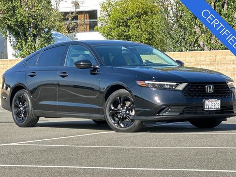 Certified 2025 Honda Accord SE image 2