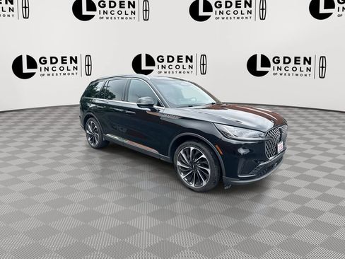 Certified 2025 Lincoln Aviator Reserve w/ Equipment Group 201A AWD/4WD image 2