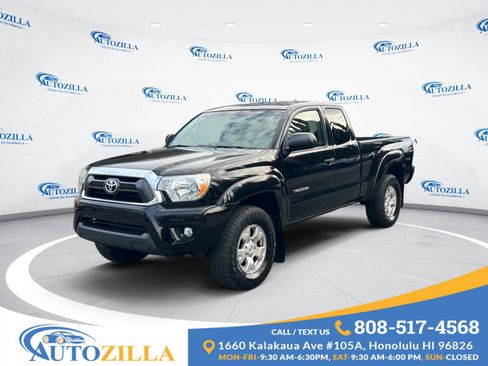 Used 2015 Toyota Tacoma 4x4 Access Cab V6 w/ TRD Off-Road Package image 1