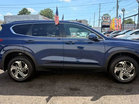 Used 2023 Hyundai Santa Fe SE w/ Cargo Package AWD/4WD image 11
