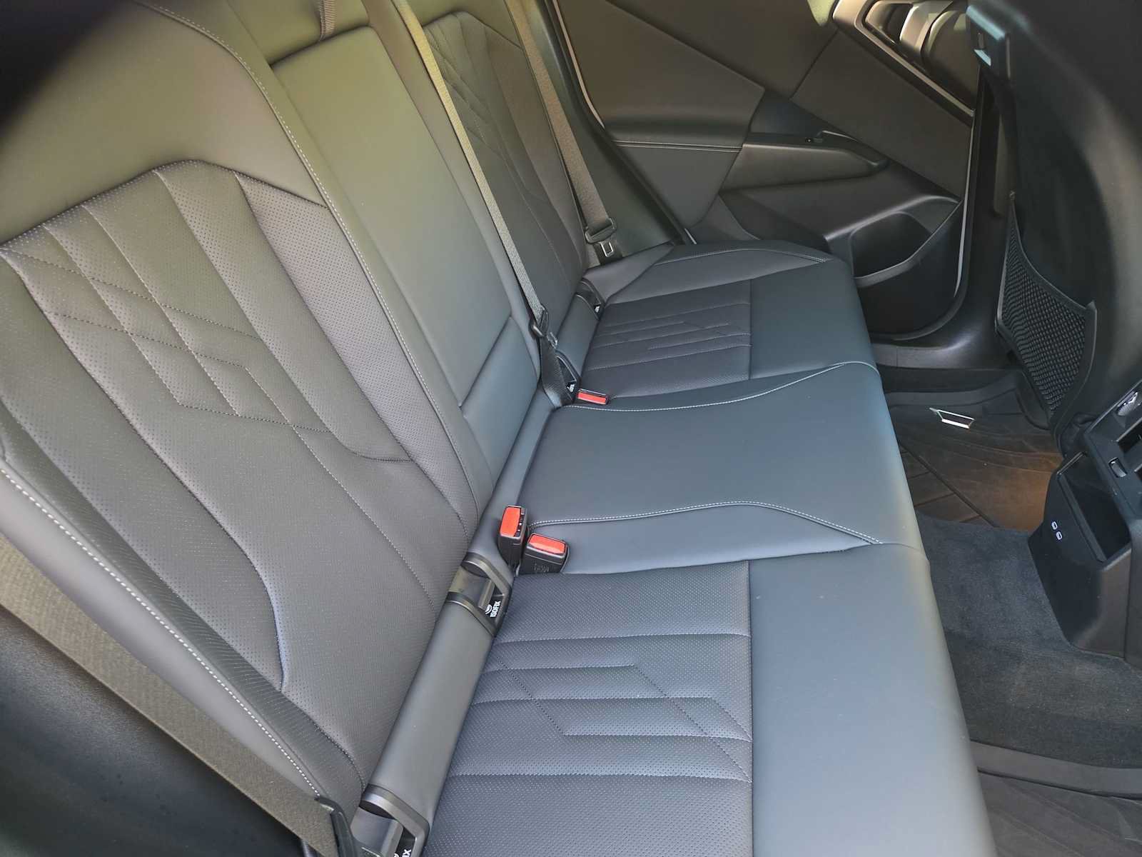 Used 2026 BMW X3 xDrive30i w/ M Sport Package AWD/4WD image 19