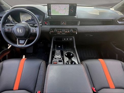 Certified 2026 Honda Passport TrailSport image 7