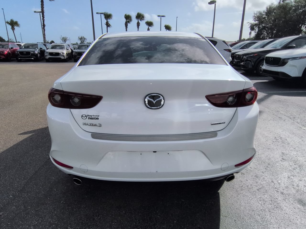 Used 2024 MAZDA MAZDA3 s FWD image 5