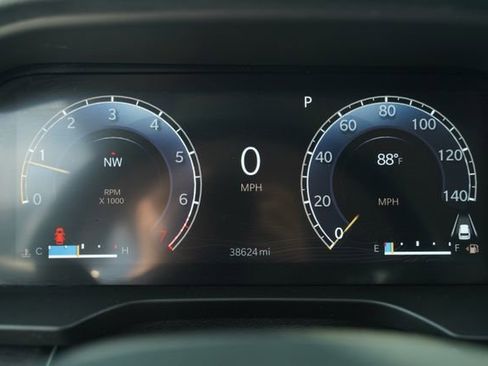 Used 2022 Jeep Grand Cherokee L Limited image 34