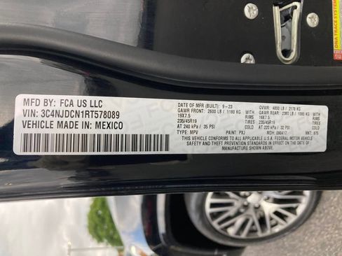 New 2024 Jeep Compass Limited w/ Elite Group image 32