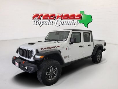 Used 2026 Jeep Gladiator Mojave