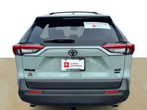 Certified 2019 Toyota RAV4 XLE Premium w/ Cold Weather Package AWD/4WD image 5