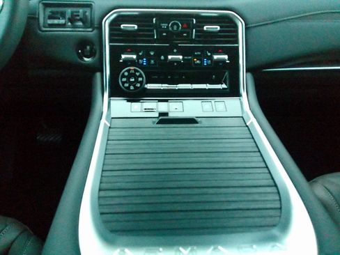 New 2026 Nissan Armada Platinum Reserve image 52