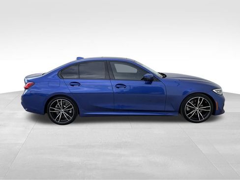 Used 2020 BMW 330i Sedan w/ M Sport Package RWD image 5