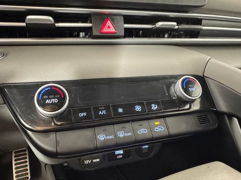 Used 2025 Hyundai Elantra Sport FWD image 23