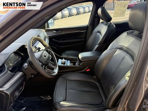 Used 2024 Jeep Grand Cherokee L Overland w/ Trailer Tow Package image 35