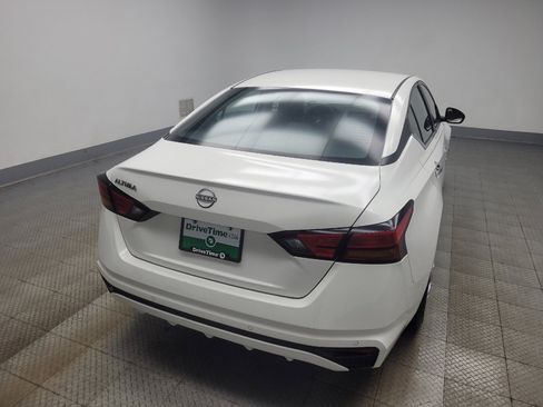 Used 2023 Nissan Altima 2.5 S FWD image 6
