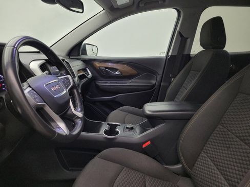 Used 2020 GMC Terrain SLE image 17