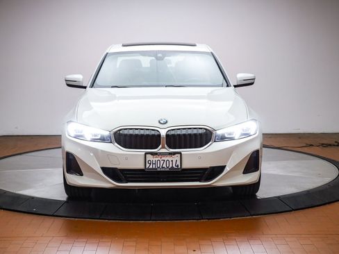 Certified 2024 BMW 330i Sedan w/ Convenience Package RWD image 2