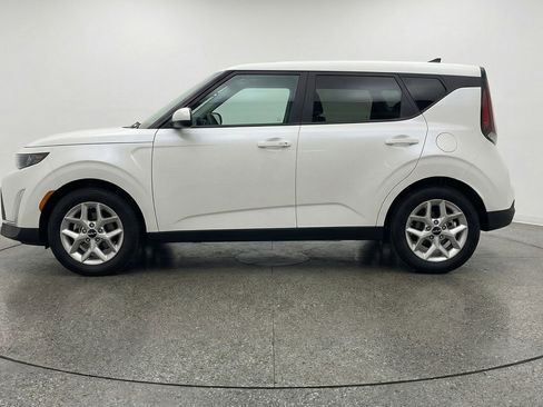 Used 2025 Kia Soul LX w/ LX Technology Package image 5