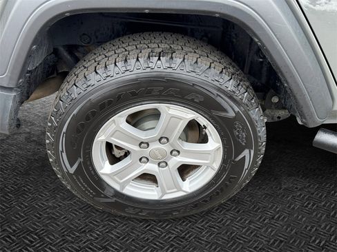 Certified 2020 Jeep Wrangler Unlimited Sport S image 12