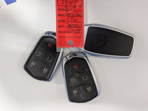 Used 2017 Cadillac CT6 Luxury AWD/4WD image 39