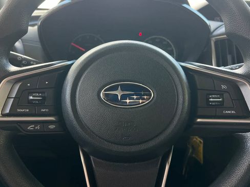 Used 2020 Subaru Crosstrek 2.0i AWD/4WD image 23