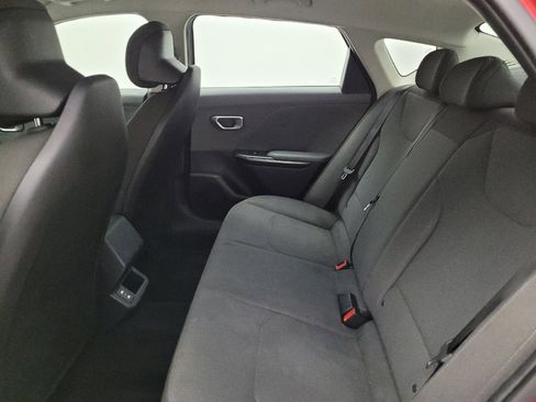Used 2025 Kia K4 FWD image 18