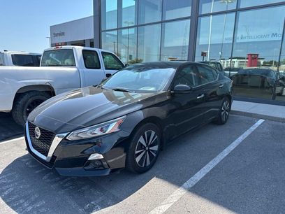 Used 2022 Nissan Altima 2.5 SL
