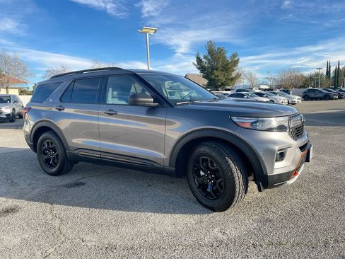 Used 2022 Ford Explorer Timberline image 2