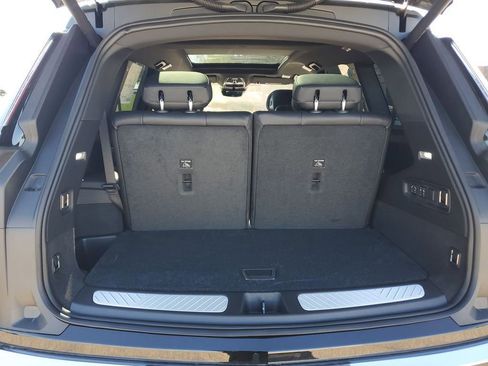 New 2026 Cadillac Vistiq Luxury image 27