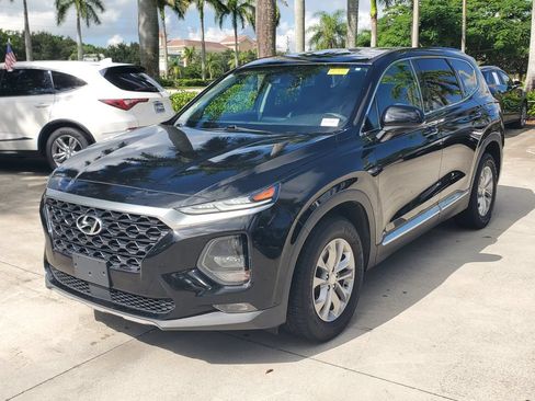 Used 2020 Hyundai Santa Fe SEL FWD image 3