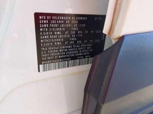 Used 2016 Volkswagen Tiguan SE image 27