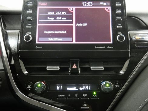 Used 2024 Toyota Camry XSE image 19