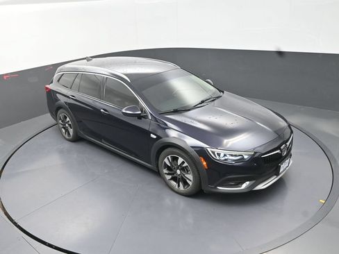 Used 2019 Buick Regal Preferred w/ Sights and Sounds Package AWD/4WD image 14