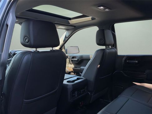 Used 2020 Chevrolet Silverado 1500 LT Trail Boss image 23