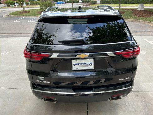 Used 2023 Chevrolet Traverse Premier w/ LPO, Floor Liner Package FWD image 9