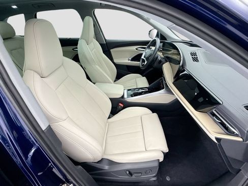 Certified 2025 Audi Q5 Premium Plus w/ Premium Plus AWD/4WD image 19