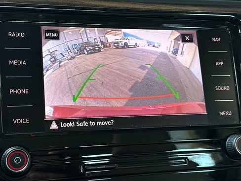 Used 2020 Volkswagen Passat 2.0T SEL FWD image 19