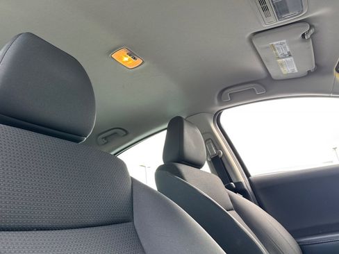 Used 2020 Honda HR-V LX image 25