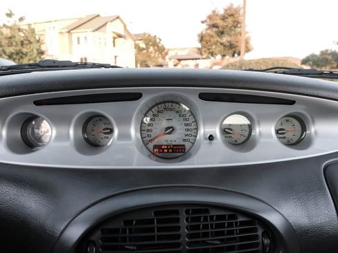 Used 2001 Chrysler Prowler image 21