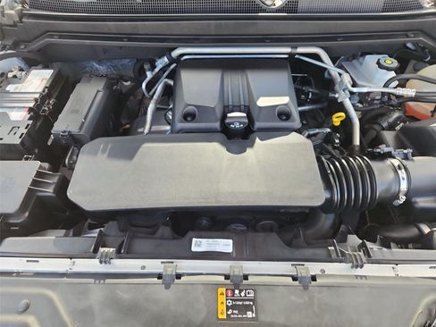 Used 2023 GMC Canyon AT4 AWD/4WD image 30