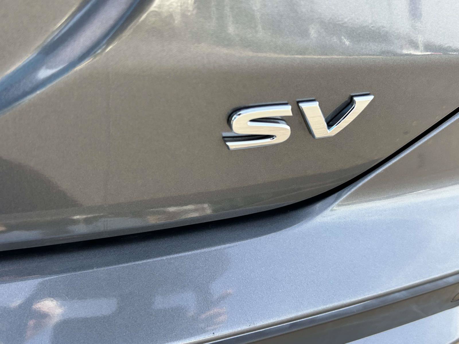 Used 2021 Nissan Kicks SV FWD image 7