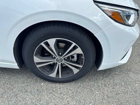 Used 2023 Nissan Sentra SV FWD image 9