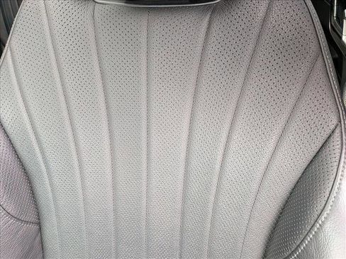 Used 2023 Mercedes-Benz EQS 450+ SUV image 15