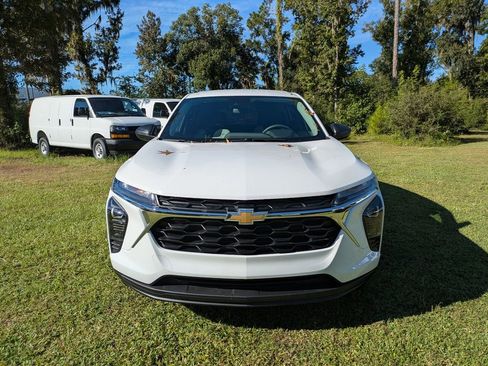 New 2026 Chevrolet Trax LS w/ Driver Confidence Package image 8