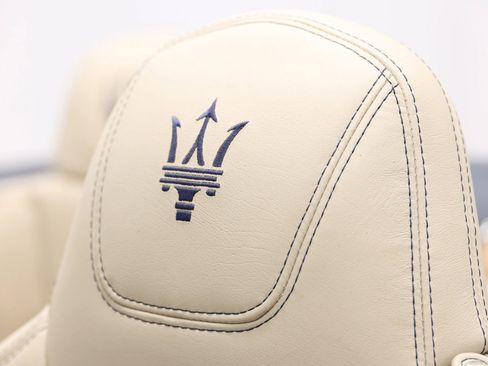 Used 2019 Maserati GranTurismo Sport image 17