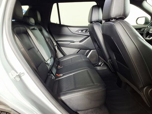 Used 2025 Chevrolet Equinox LT w/ Convenience Package II FWD image 10