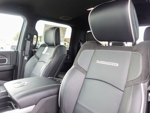 New 2026 RAM 2500 Laramie w/ Night Edition AWD/4WD image 25